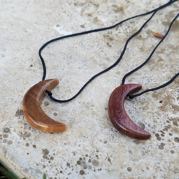 Woman Wooden Necklace Simple Men Necklace Crescent Moon Necklace Wooden Moon Jewelry Minimalist Necklace Wood Moon Geometric Necklace