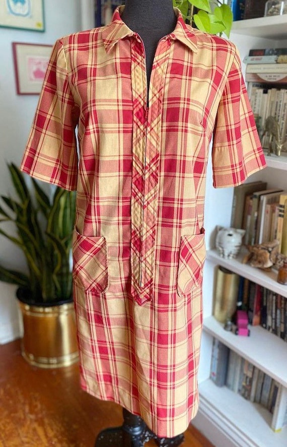 Vintage 1970s straw yellow and red plaid shirt dr… - image 1