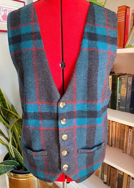 Vintage 80wool/rayon plaid vest by Thums Up!