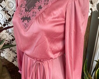 short boho dresses Deep V Sexy Sleeve Mini Dress Harper Festive Attire & Creative Go unapologetically chic and Ulla Johnson Scalloped Midi Dress Size:9 1/2