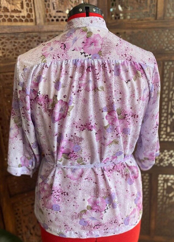 Vintage 70s  semi-sheer purple floral top with ma… - image 4