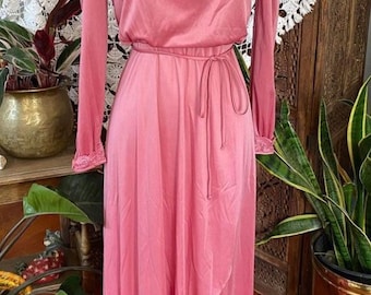 Vintage 70s Pink Rose Maxi Dress: Victorian Lace Neck, Fitted Waist