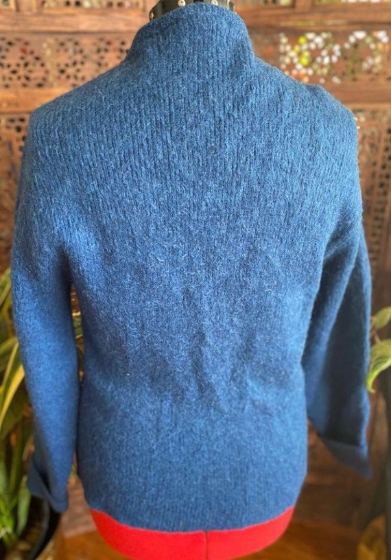 Vintage 60s blue knit cardigan sweater by Sportsw… - image 4