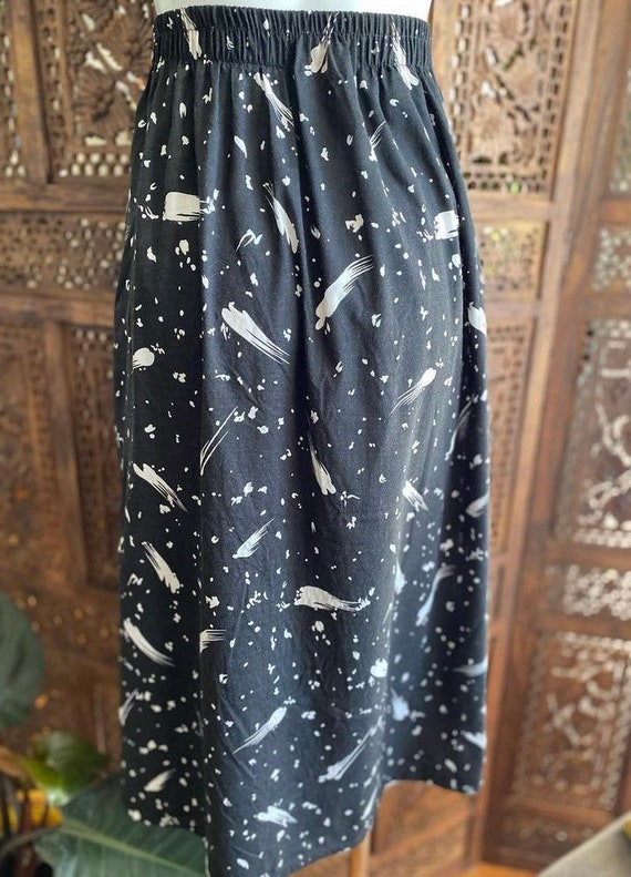 Vintage  80s black high waisted skirt with white … - image 3
