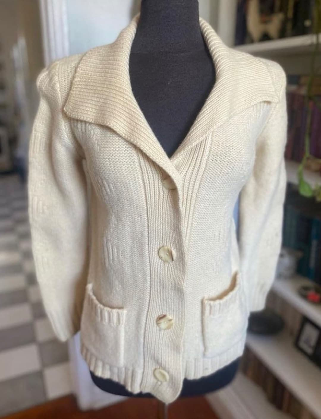 Women’s Vintage Patterned Knit Button-Up Cardigan main image 0