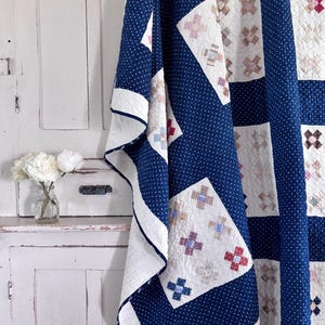Antique Handmade Blue Indigo Calico Quilt, Antique Indigo Quilt, Antique Blue & White Quilt, Vintage Blue and White Quilt