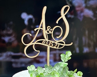 Custom Initial Wedding Cake Topper: Rustic Personalized Wood