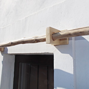 Treibholz-Gardinenstange, Treibholz-Gardinenstange, Fenstervorhangstange, Naturholz-Gardinenstange, rustikale Stangen, Fensterbehandlung aus recyceltem Holz