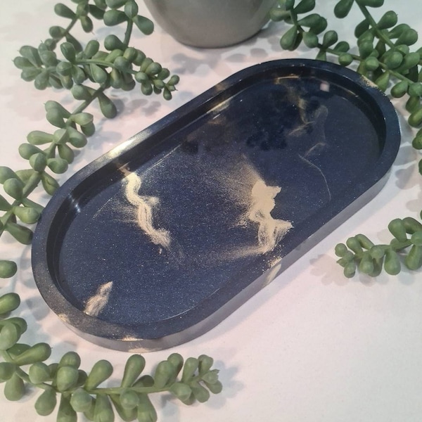 Handmade Resin Trinket Dish | Blue & Gold Decor, Midnight | Small Jewellery Tray | Home Office | Mother’s day gift | Home decor | Bathroom