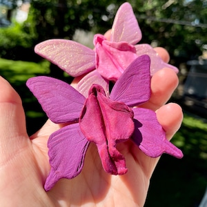 Yoni butterfly silicone mold. Butterfly vulva mold.