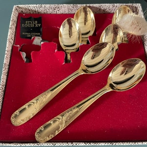 Six Petites Cuillères Rocailles De Style Louis XV En Argent - Louise Antiquités