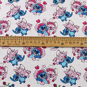 Tkanina Disney Characters Fabric Stitch Fabric - Tkanina Lilo & Stitch - Tkanina bawełniana z motywem kreskówek - TKANINY pikujące - Na pół jarda