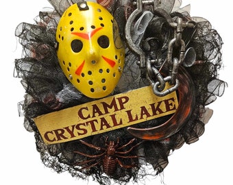 Corona de Jason Voorhees: Decoración de Halloween del Viernes 13 en el Campamento Crystal Lake