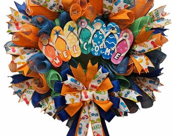 Corona de sandalias de bienvenida: decoración de puerta de verano, 76 x 61 cm