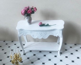 SVG file for a Gorgeous side table in 1:12 scale
