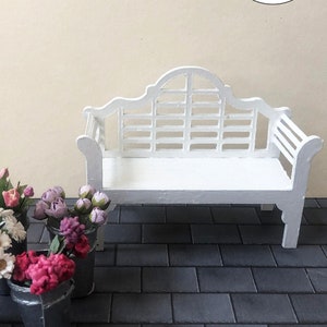 SVG file for a garden bench in 1:12 scale