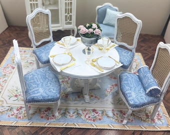 SVG file for Reliable Round Dining Table  in 1:12 scale