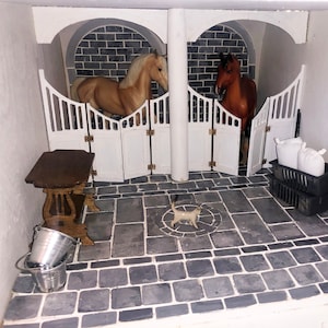 SVG file for miniature horse stall