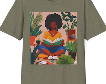 African Woman Reader Tee Melanin book lover Gift Black Girl Afro Art Apparel Brown Skin girl Casual Graphic T-shirt Gift For A black Queen