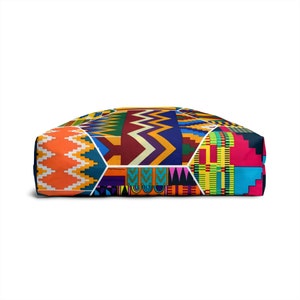 Oversized padded Tote bag in A vibrant kente print.