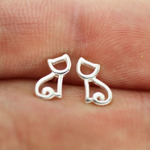 cat earrings for women, sterling silver earrings, animal stud earrings for girls, Dainty minimalist cute cat earrings for her, birthday gift