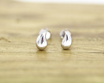 Silberne Wassertropfen-Ohrringe, Geschenk für sie, Sterling-Silber-Ohrringe, winzige Tropfen-Ohrstecker, Geschenk für Frauen, Mädchen, Kinder, Freundschaftsgeschenk