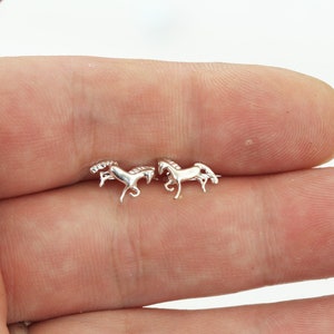 sterling silver earrings for women, horse earrings, stud earrings, girls earrings, minimalist small cute earrings, birthday gift for her