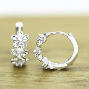 silver hoop earring, sterling silver earrings , Zirconia flower hoop earrings gift for women girls, daisy earrings, blossom hoop earrings