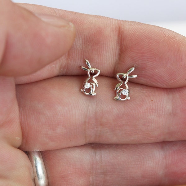 Hase Ohrringe für Frauen, Sterling Silber CZ Kaninchen Ohrstecker, Mädchen Ohrringe, Kinder Ohrringe, niedliche Ohrstecker, Geburtstagsgeschenk für sie