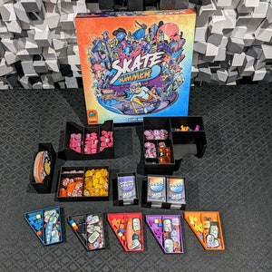 Inserción compatible con Skate Summer, se adapta a tarjetas con mangas y extras de kickstarter.
