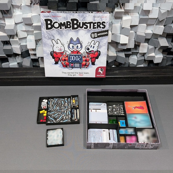 STL files for Insert and token stands, compatible with Bomb Busters, fits sleeved cards, unlocked components