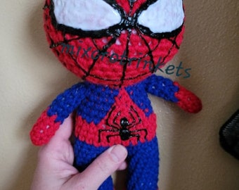 Muñeco de Spider-Man de crochet, peluche de superhéroe hecho a mano