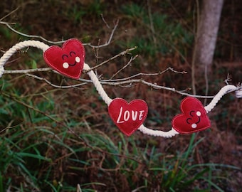 Heartstrings , Eco Friendly Dog Toy