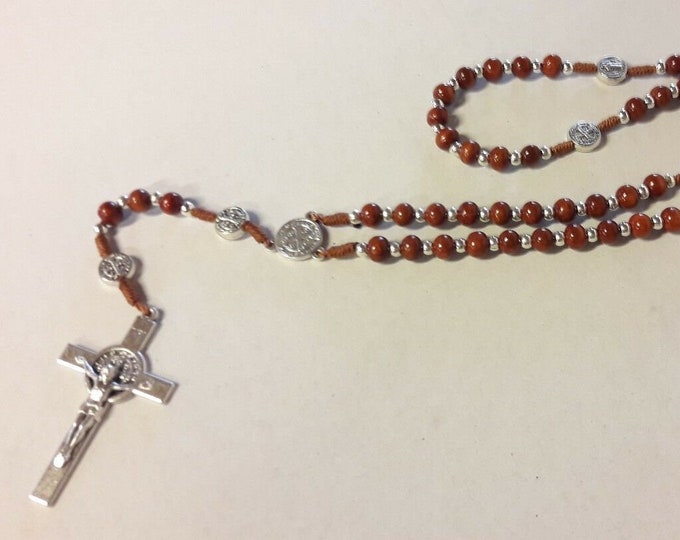 Rosary of San Benedetto da Norcia in rosewood tied in rope with metal cross of Italian craftsmanship