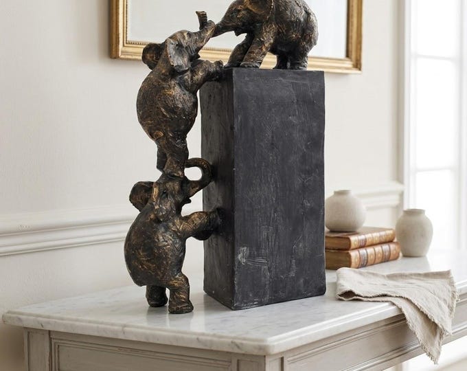 Classic sculpture All for One, One for All cm 38 (14.96 inches) in bronzed resin marble, handcrafted in Italy