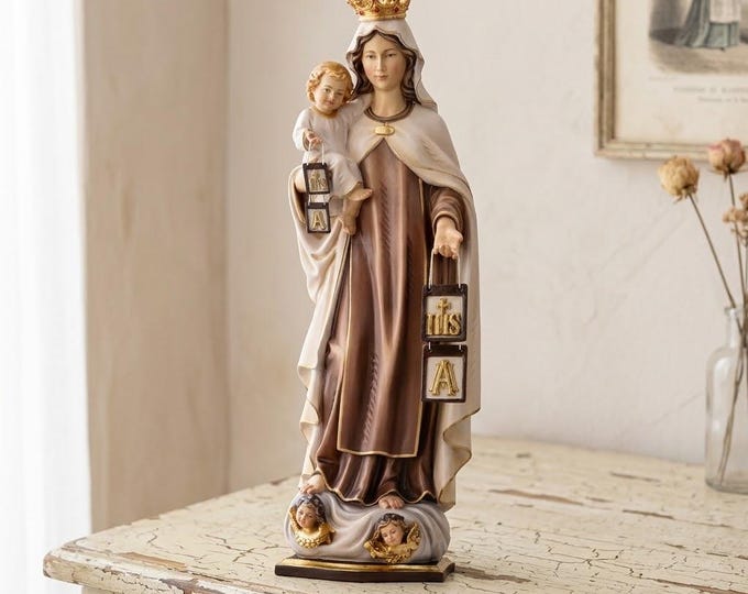 Statue of Our Lady of Mount Carmel with crown carved in Valgardena wood and hand-decorated, Italian artisan production.