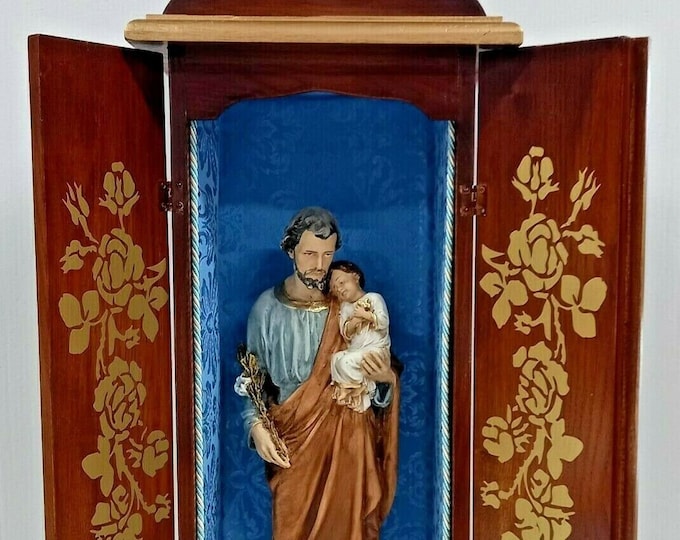 Wooden case cm 70 (27.55 inches) with fabric interior and statue of St. Joseph in marble resin cm 40 (15.74 inches) handcrafted