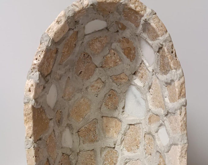 Cave for handmade statue in ivory marble with white Carrara marble inserts cm 23.5 x 15 made in Italy