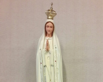 Statue of Our Lady of Fatima 61 cm (24.01 inches) in hand-decorated resin glass, artisanal production