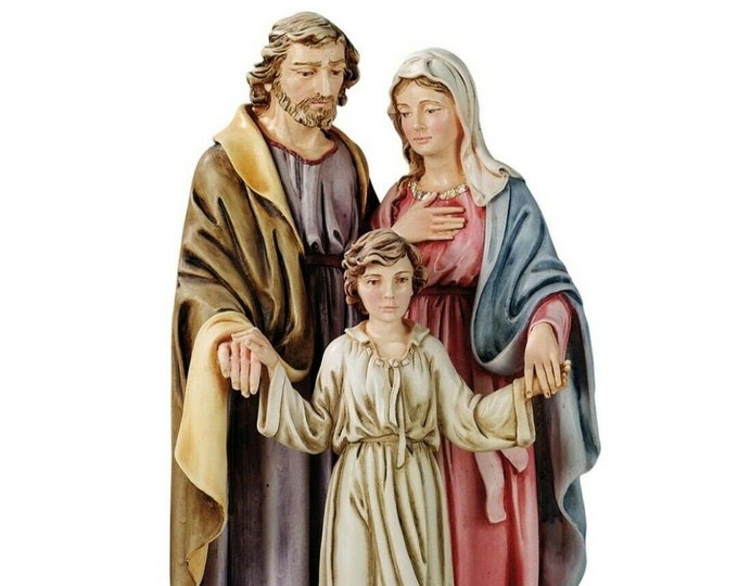 Statue of the Holy Family cm 34 (13.38 inches) in full resin marble decorated by hand of Italian craftsmanship