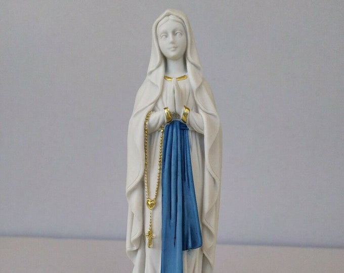 Madonna Lourdes statue cm 22 (8,66 inches) in hand-decorated resin marble of Italian artisanal production