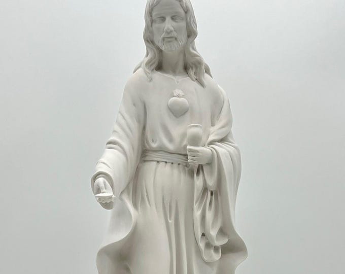 Statue of Jesus Eucharist, cm 20 (7.87 inches) in alabaster powder, wooden base, made in Italy