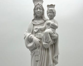 Statue of the Madonna del Carmine 40 cm (15.74 inches) in alabaster powder, marble base, hand decorated, made in Italy