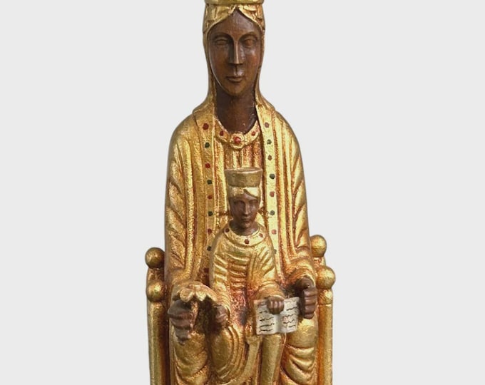Statue of the Madonna of Torreciudad carved in Valgardena wood, hand-decorated, Italian artisan production, various sizes
