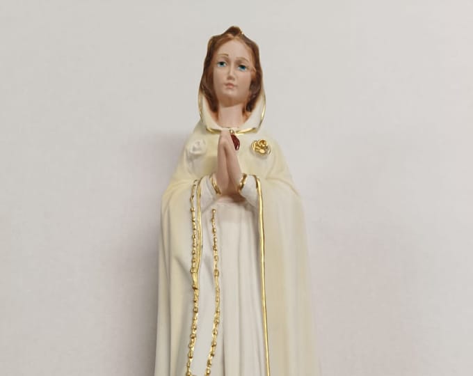 Statue of the Madonna Maria Rosa Mistica cm 30 (11.81 inches) in marble resin full decorated by hand of Italian artisan production