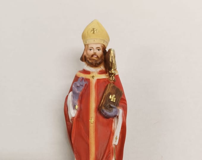 Statue of Saint Nicholas of Bari cm 20 (7.87 inches) in marble resin full decorated by hand of Italian artisan production