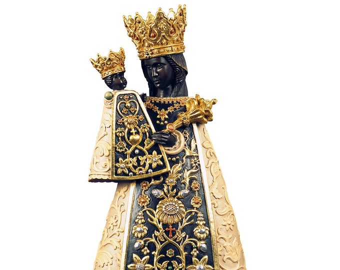 Statue of the Madonna of Altötting, carved in Valgardena wood and hand-decorated, of Italian artisan production