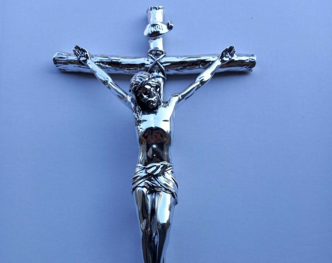 Hanging crucifix cm 38,5 x 23 (15,15 x 9,05 inches) made of marble resin laminate silver of Italian artisan production