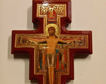 Croix crucifix de San Damiano, en bois artisanal italien disponible en différentes tailles