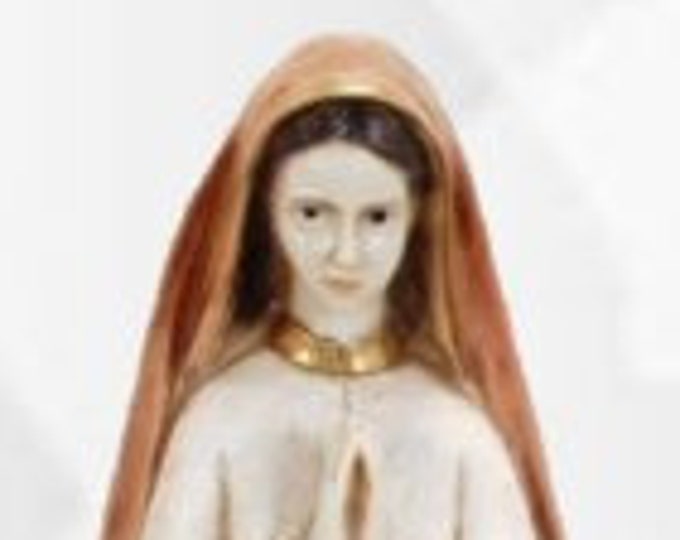 Statue of Saint Jacinta Marto, shepherdess of Fatima, 33 cm (12,99 inches) in resin decorated by hand hand